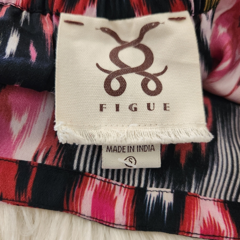 Vibrant Geometric Patterned Pants - Picture 11 of 14